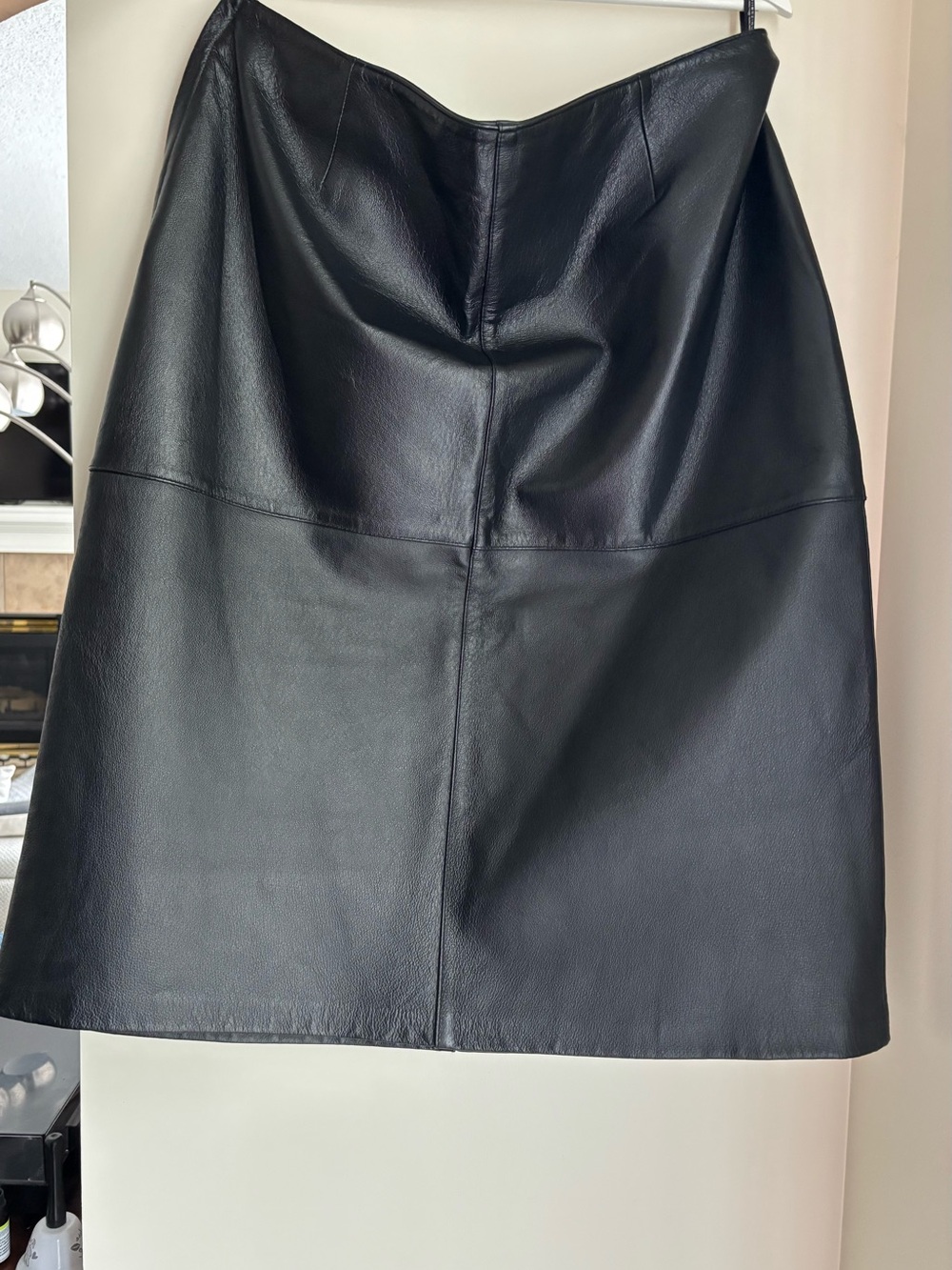 Bianca Nygard Genuine Leather skirt, size 16